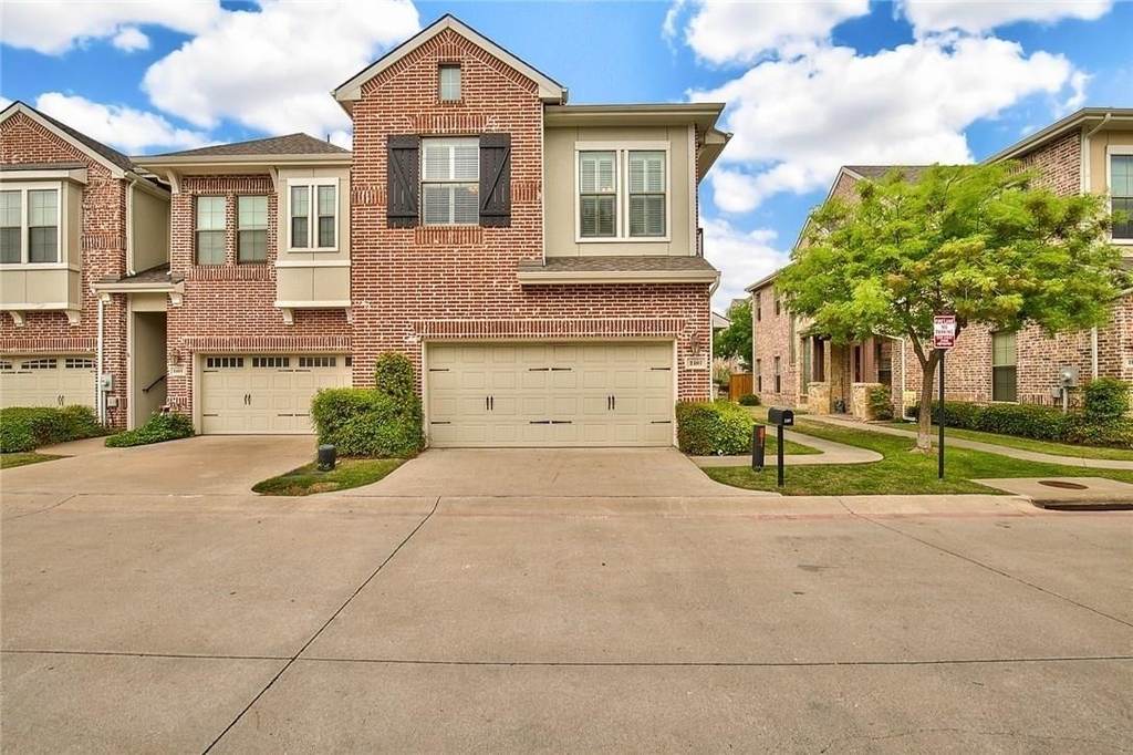 2107 Lucerne Cove - Photo 1