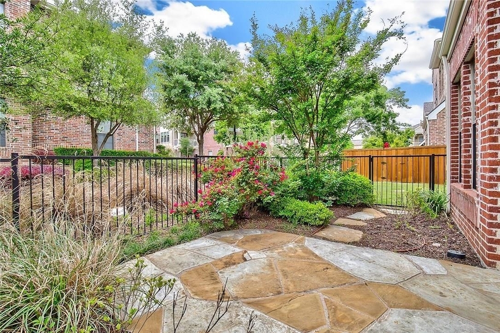 2107 Lucerne Cove - Photo 25