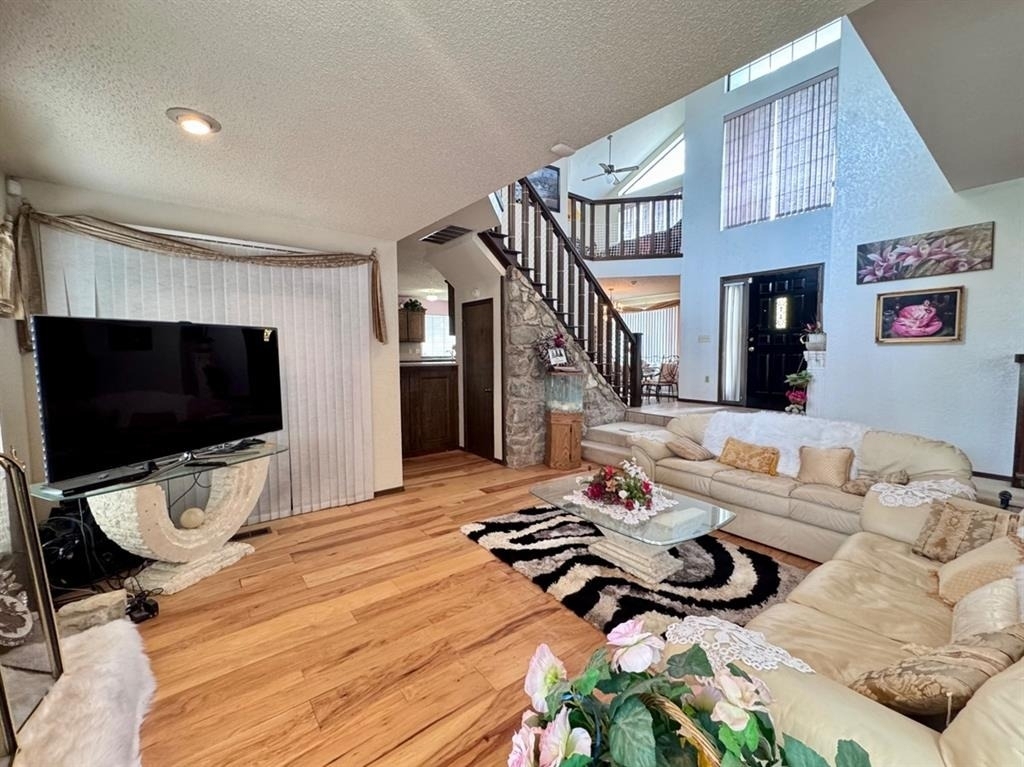 2825 Tealwood Drive - Photo 2