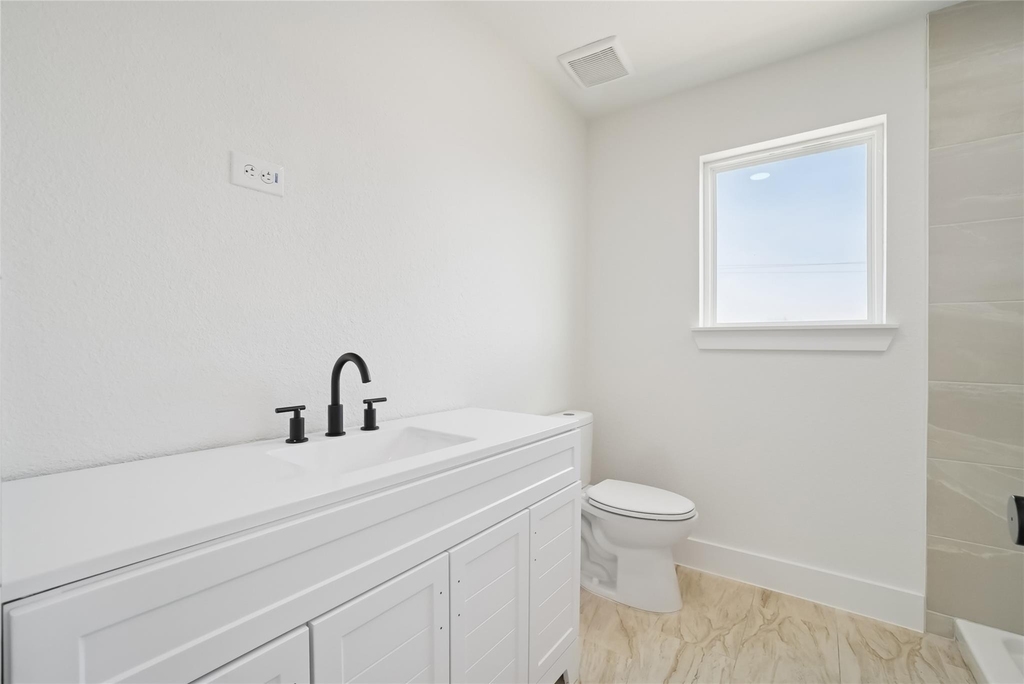 341 Bryan - Photo 24