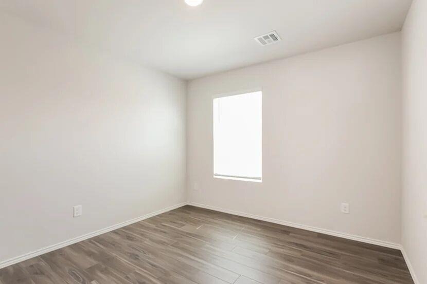 2504 Rosewood Lane - Photo 7
