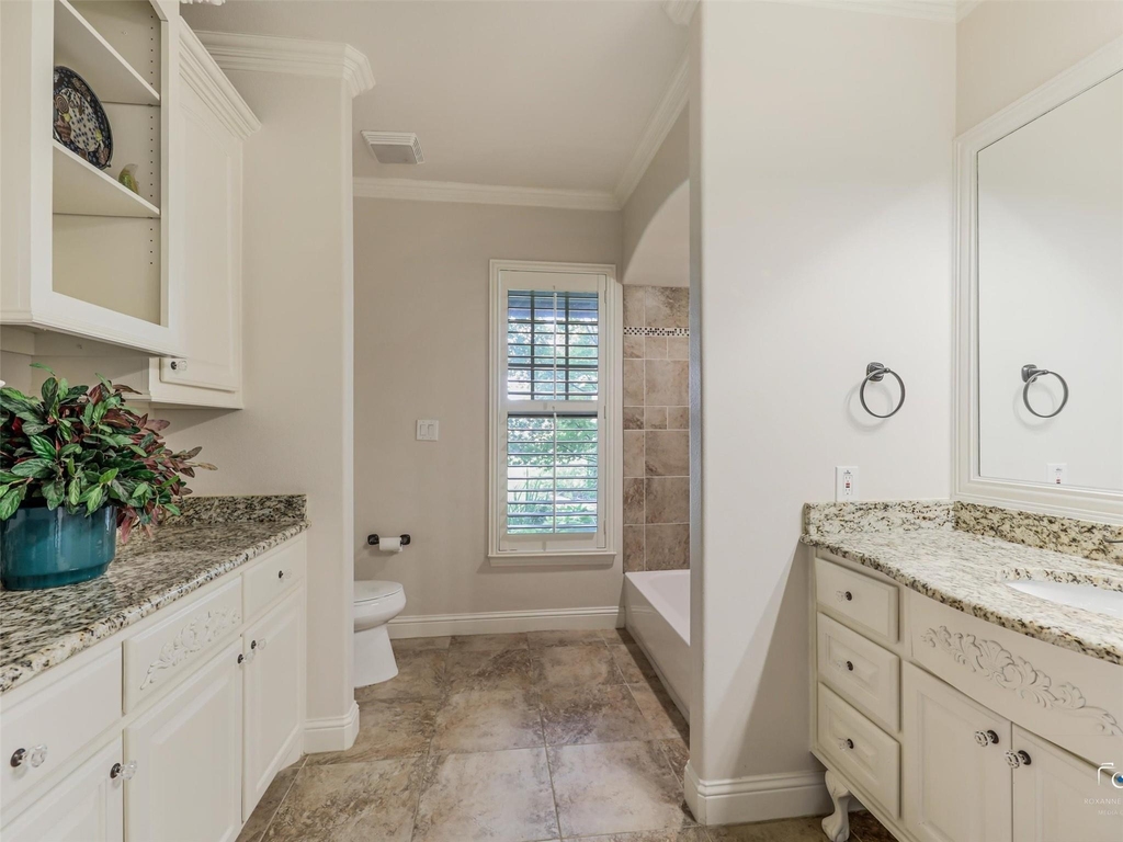 4428 Lake Breeze Drive - Photo 26