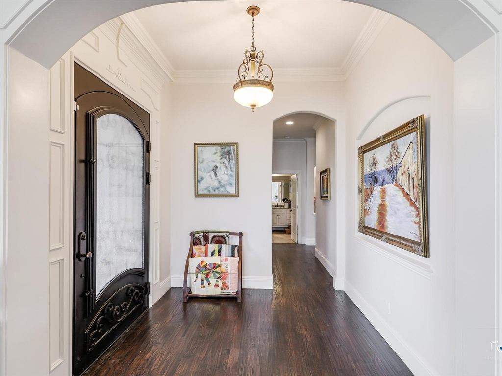 4428 Lake Breeze Drive - Photo 2