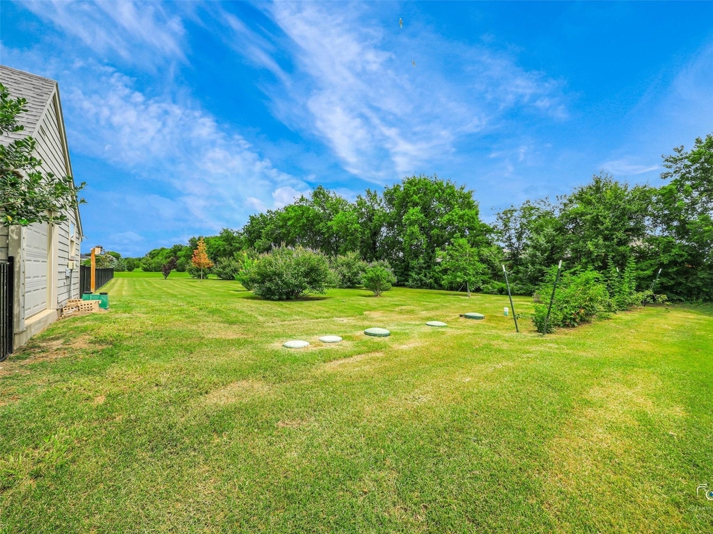 4428 Lake Breeze Drive - Photo 39