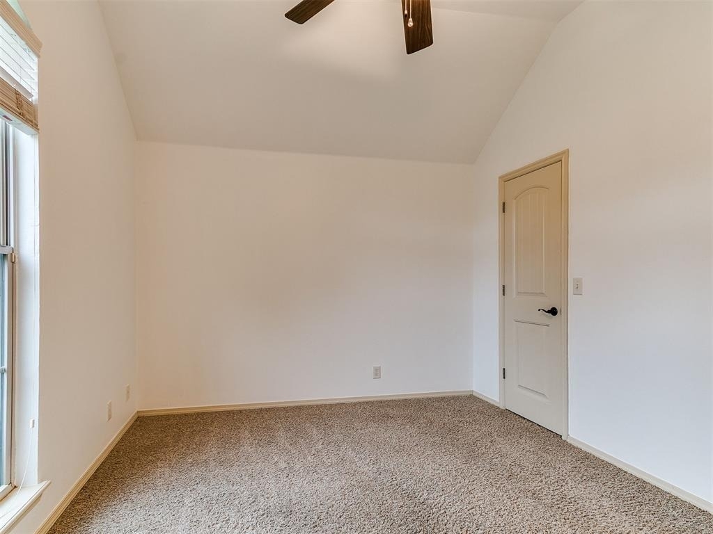 805 Nw 193rd Street - Photo 21