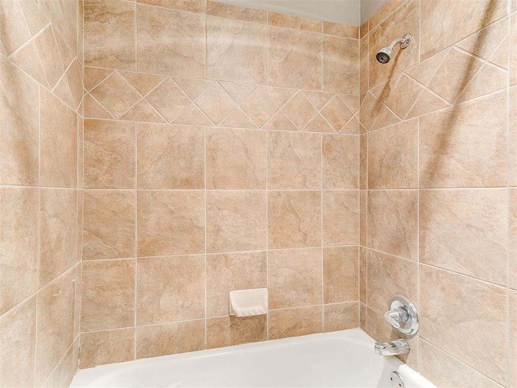 805 Nw 193rd Street - Photo 25