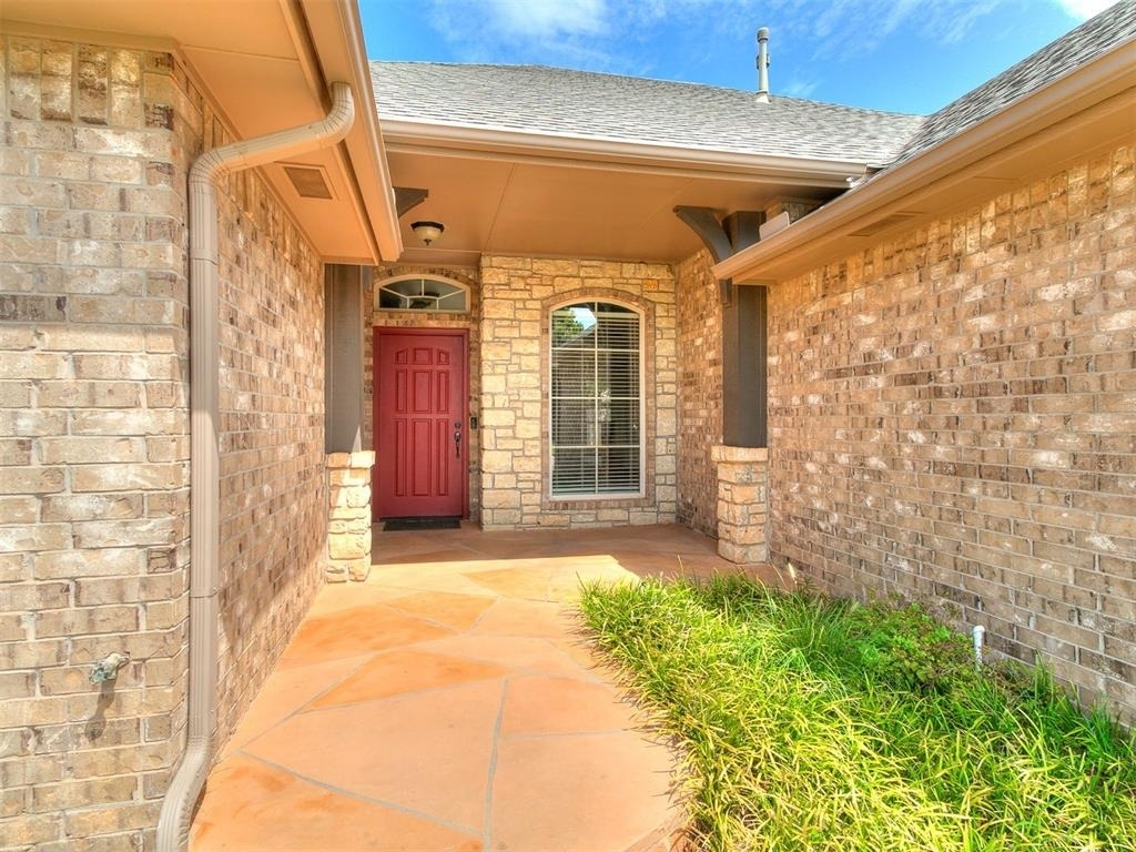 805 Nw 193rd Street - Photo 2