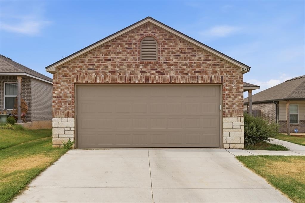 11832 Nw 94th Street - Photo 37