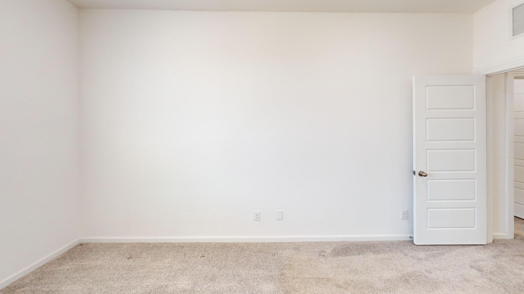 366 Buck Ridge Drive - Photo 10