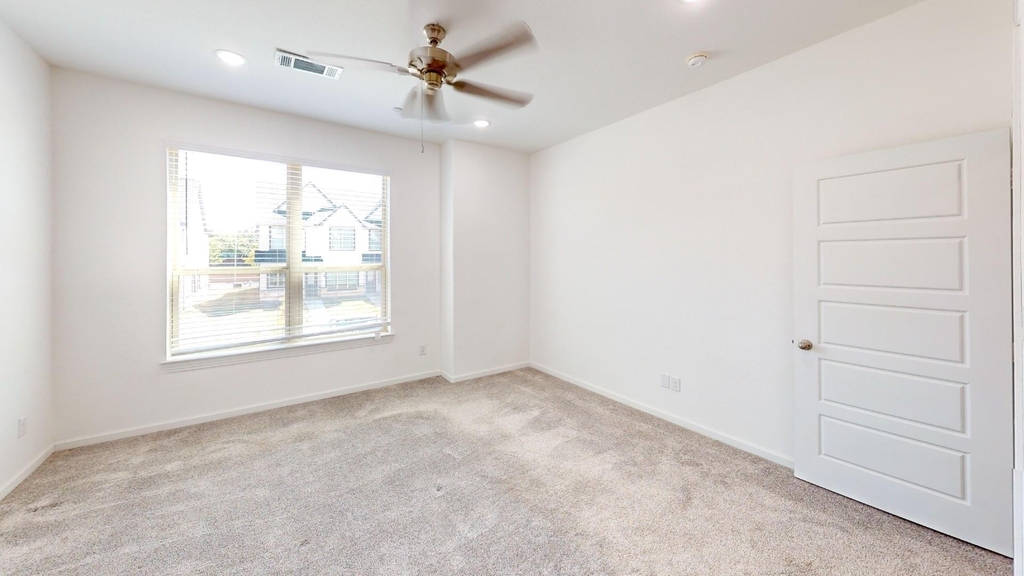 366 Buck Ridge Drive - Photo 4