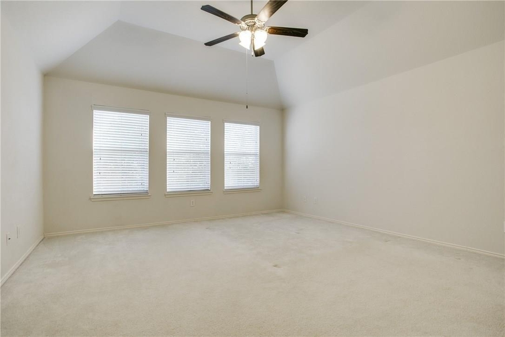 4408 Caledonia Creek Lane - Photo 14