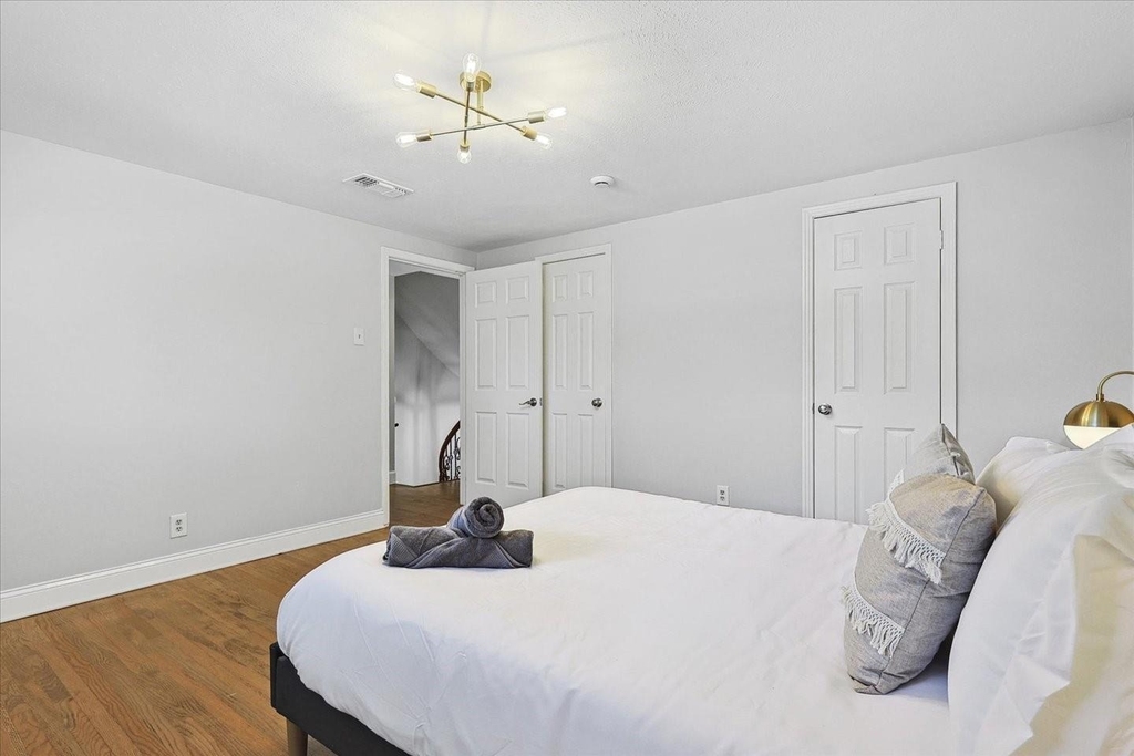 3608 Courtdale - Photo 17