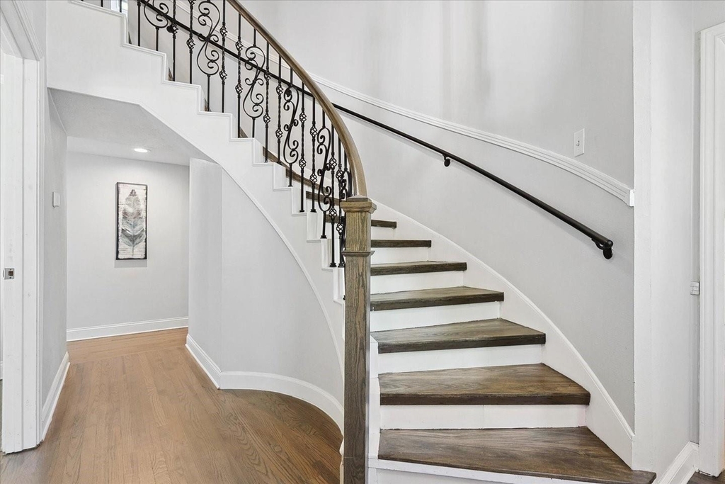 3608 Courtdale - Photo 1