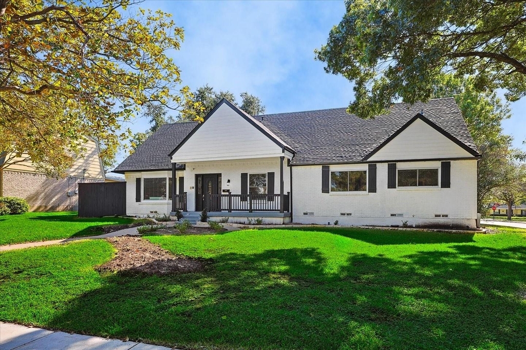 3608 Courtdale - Photo 0
