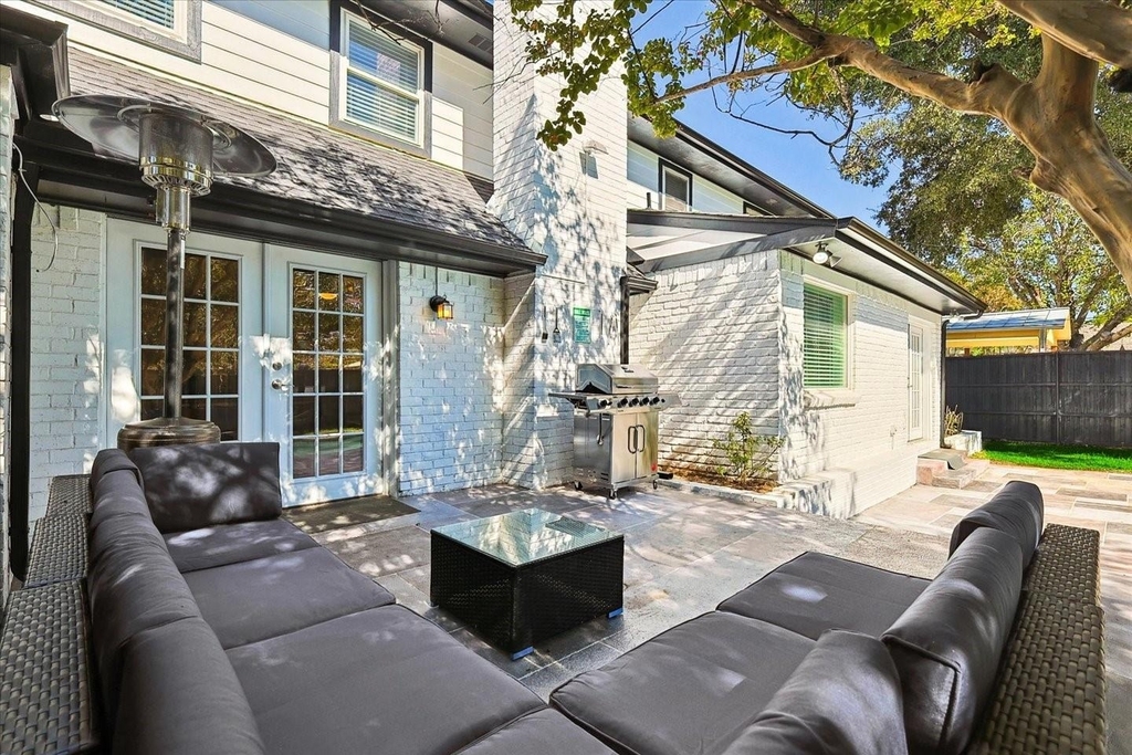 3608 Courtdale - Photo 22