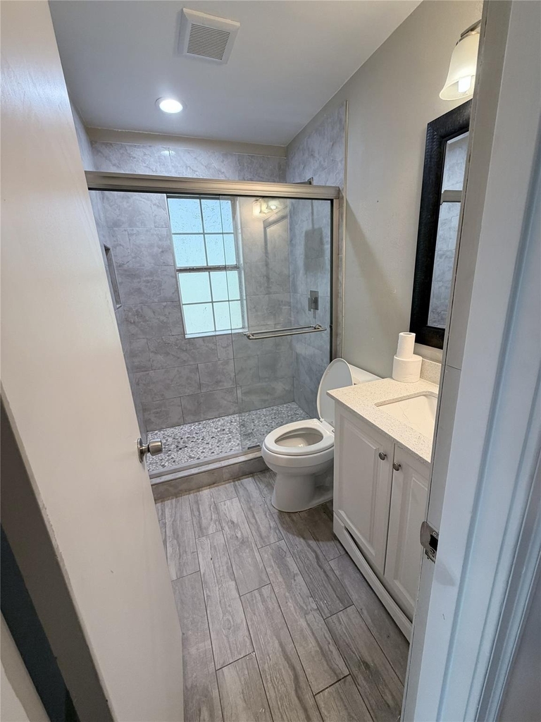 701 W Saunders Street - Photo 10