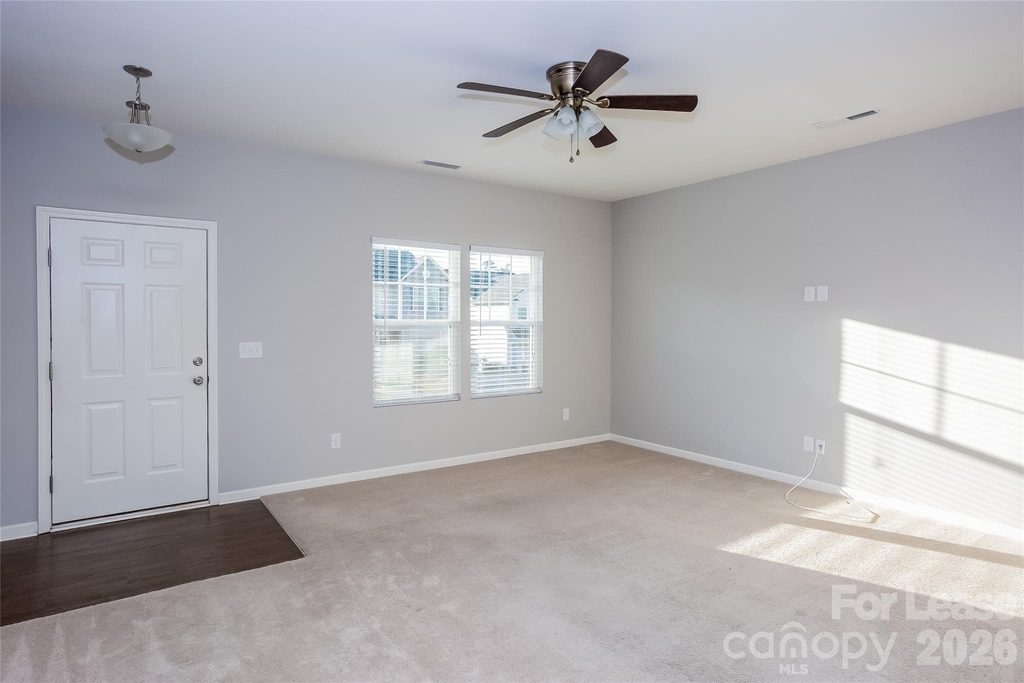 1072 Ramsgate Drive Sw - Photo 5