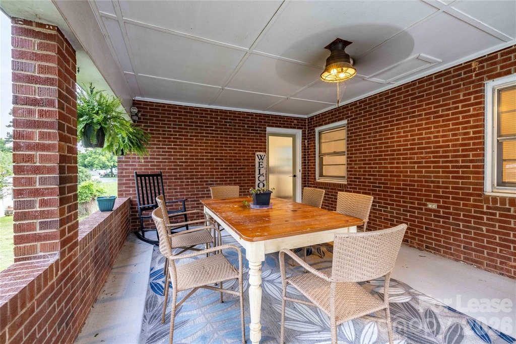 34 Willow Street - Photo 39