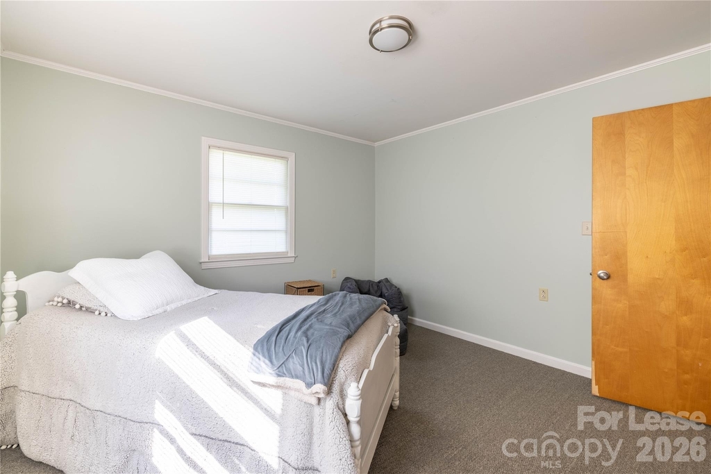 34 Willow Street - Photo 18
