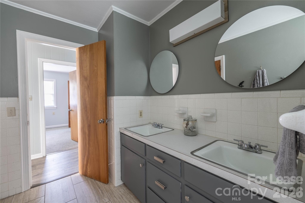 34 Willow Street - Photo 22