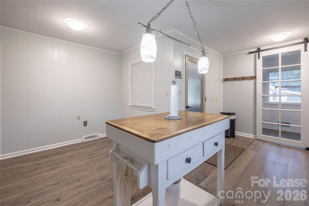 34 Willow Street - Photo 31