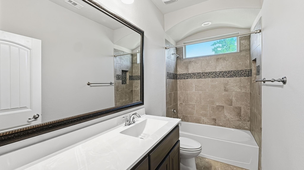 824 Dove Cove - Photo 4