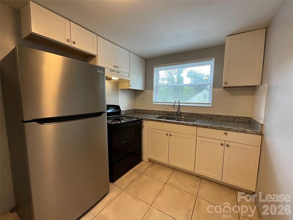 259 Jefferson Court - Photo 11