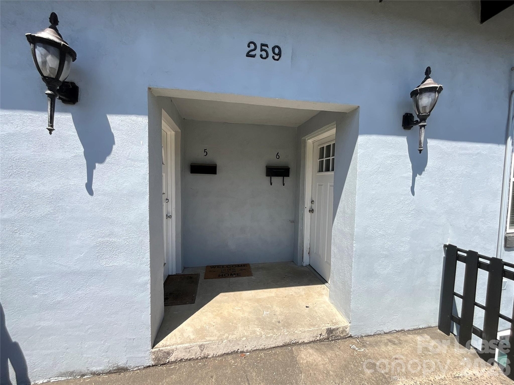 259 Jefferson Court - Photo 5
