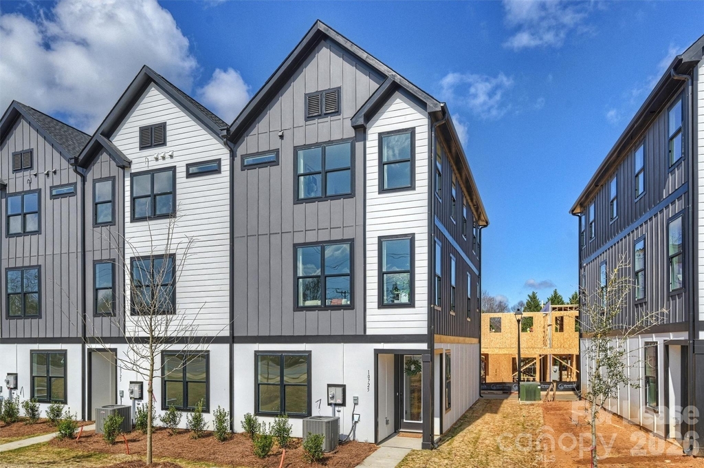 10711 Mallard Creek Road - Photo 28