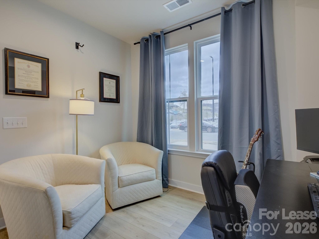 6112 Station Crossing Avenue - Photo 6