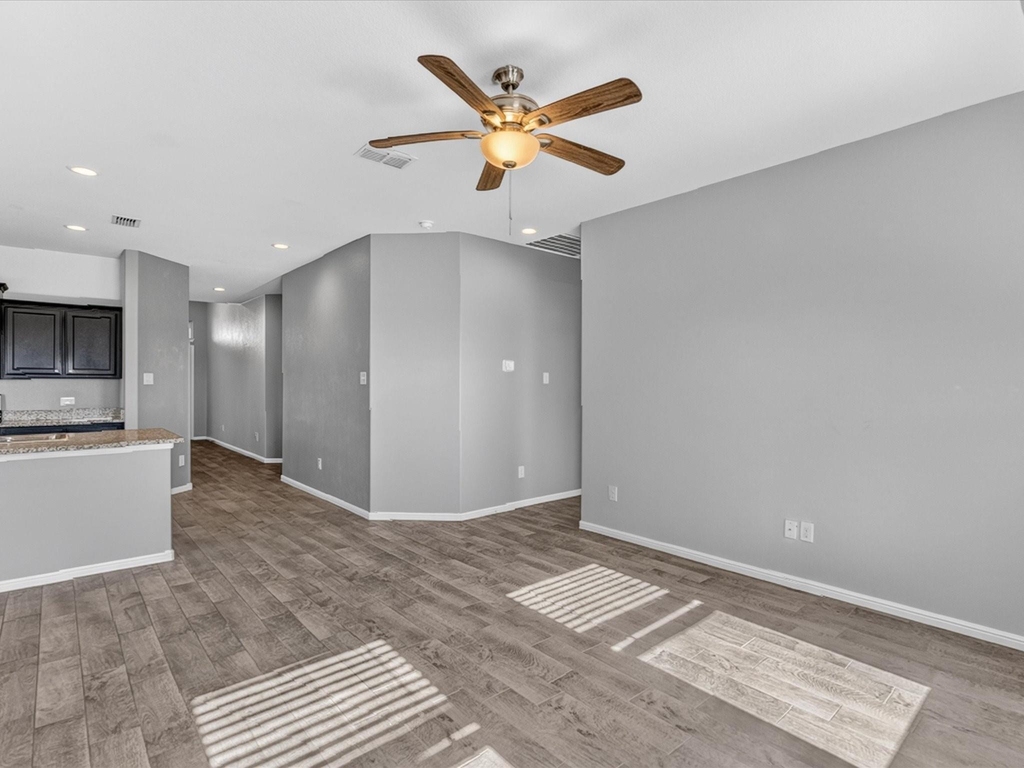 2225 Blythwood Trail - Photo 20