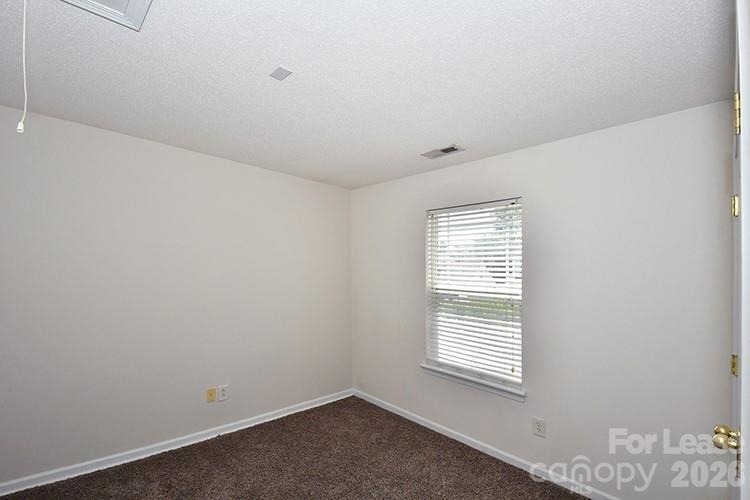 118 Peterborough Drive - Photo 18