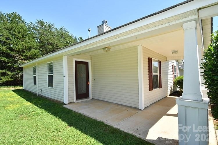 118 Peterborough Drive - Photo 4