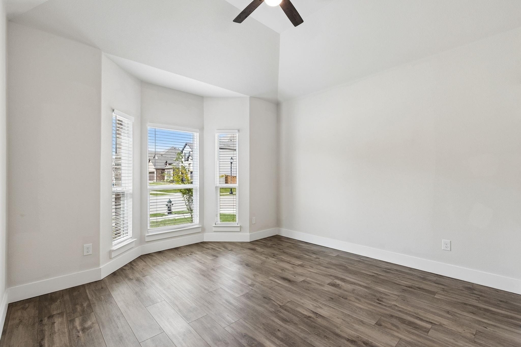 6145 Tahoe Winds Drive - Photo 3