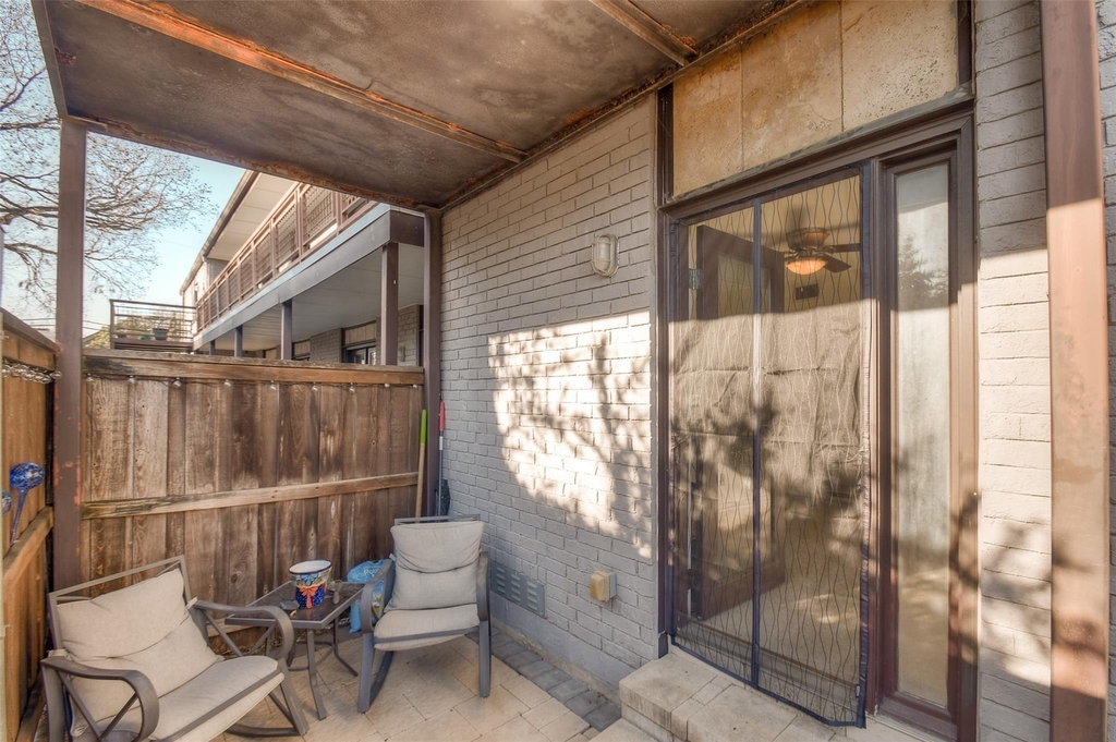 2722 Knight Street - Photo 15