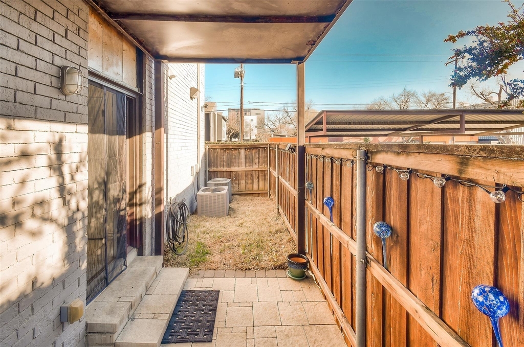 2722 Knight Street - Photo 13
