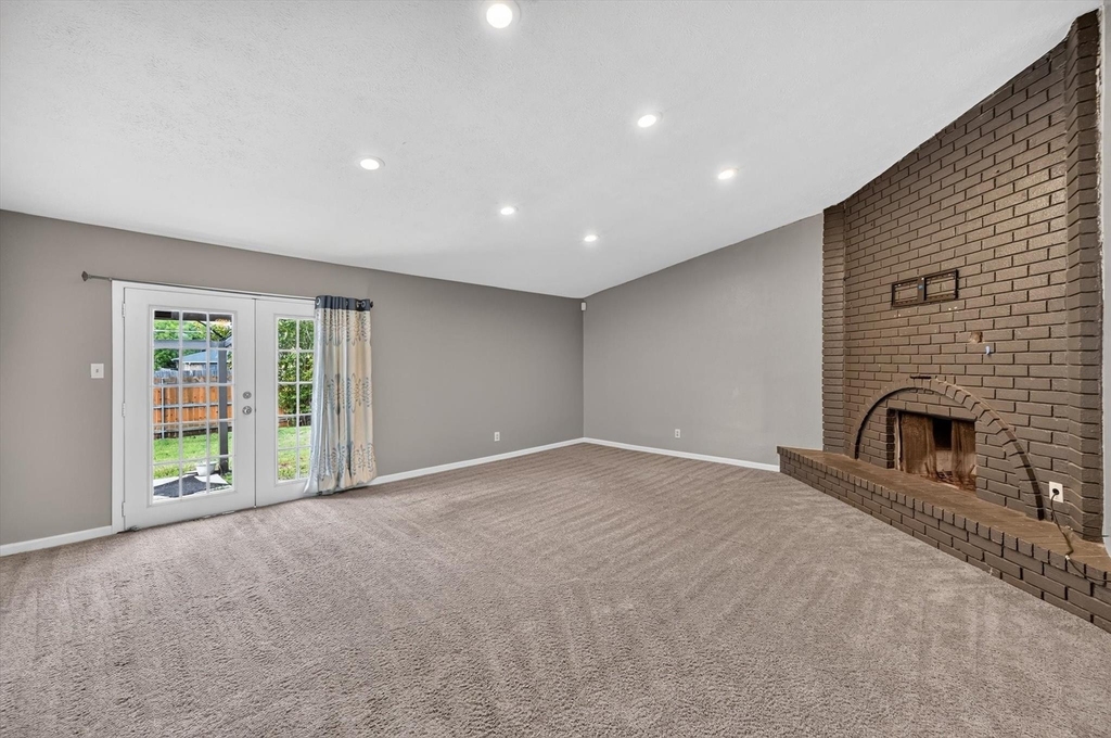 704 Levelland Drive - Photo 3