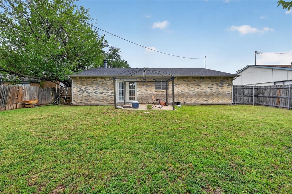704 Levelland Drive - Photo 17