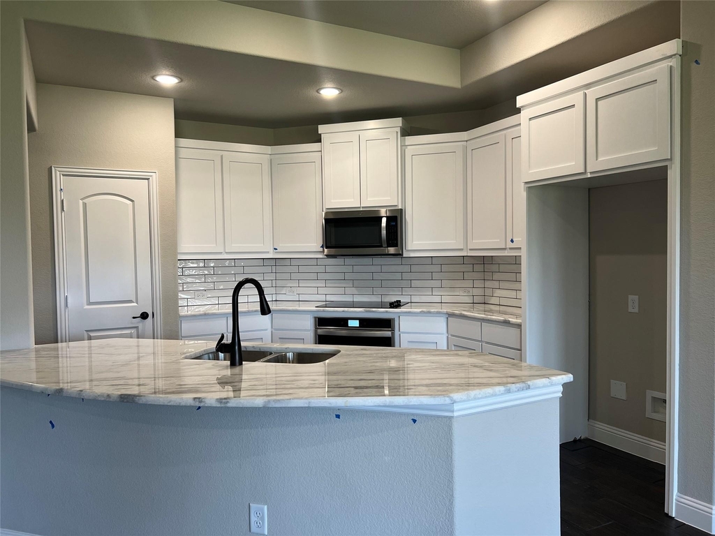 249 Lillian Lane - Photo 5