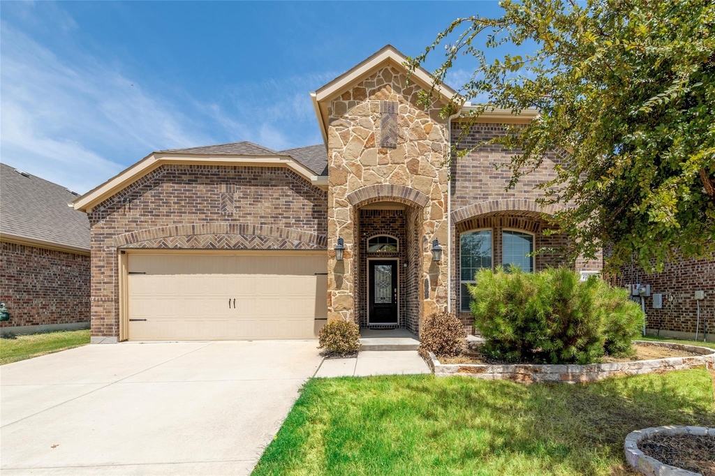 10917 Blaze Street - Photo 0