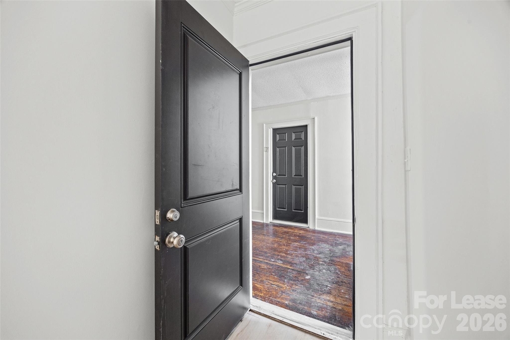 49 Corban Avenue Sw - Photo 1