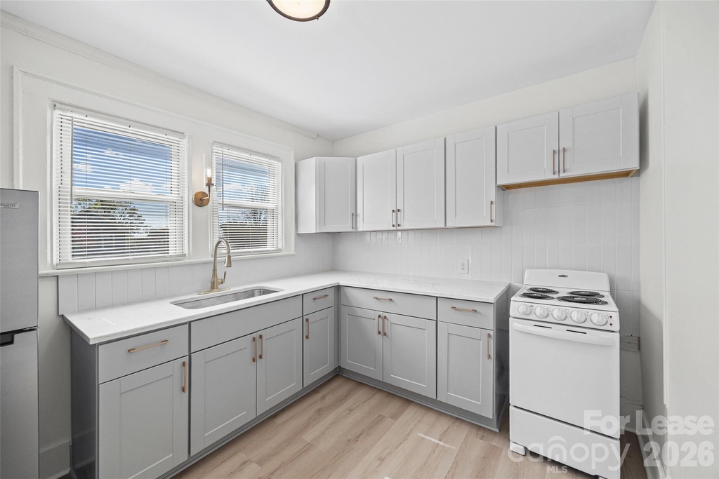 49 Corban Avenue Sw - Photo 10