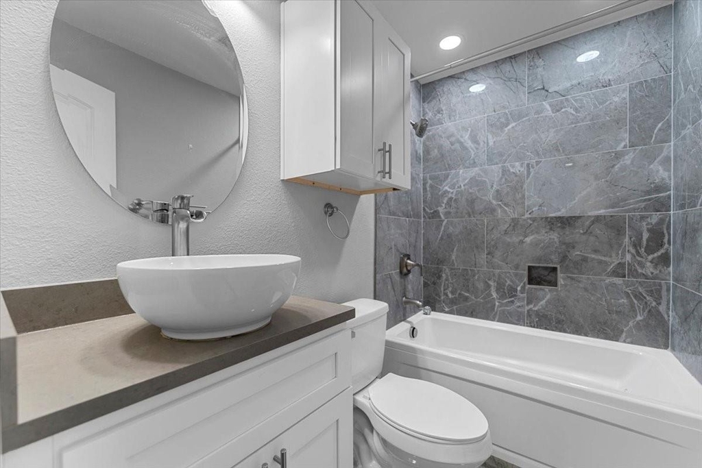 902 S Ewing Avenue - Photo 20