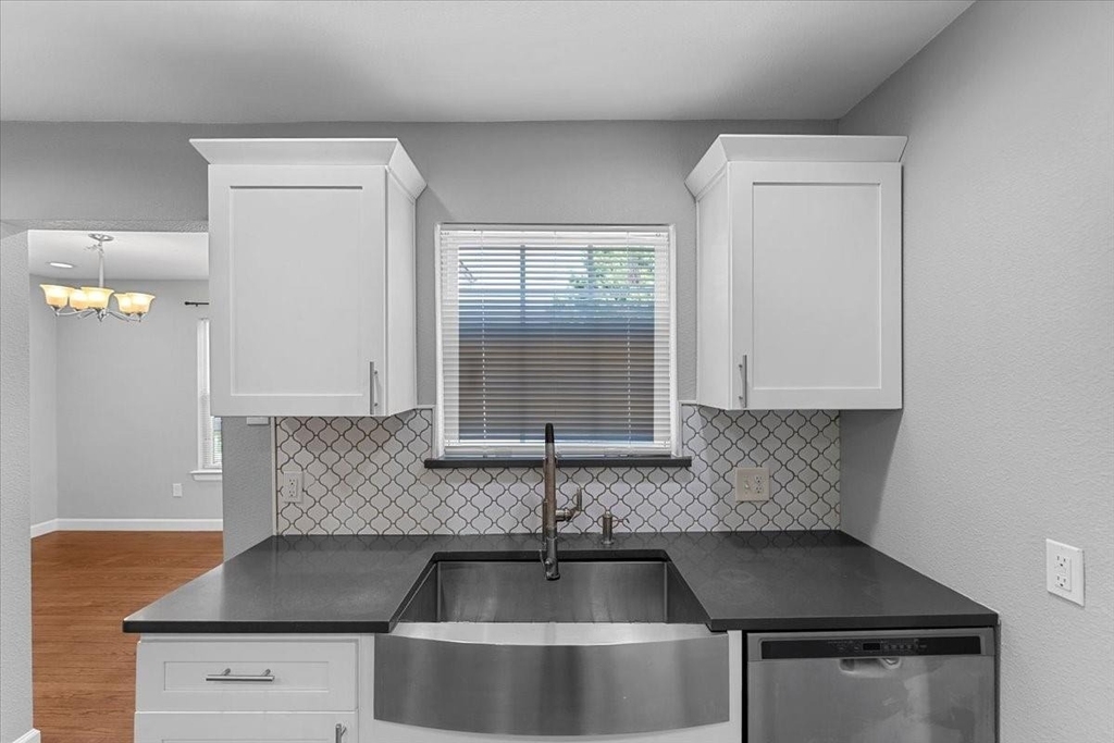 902 S Ewing Avenue - Photo 8
