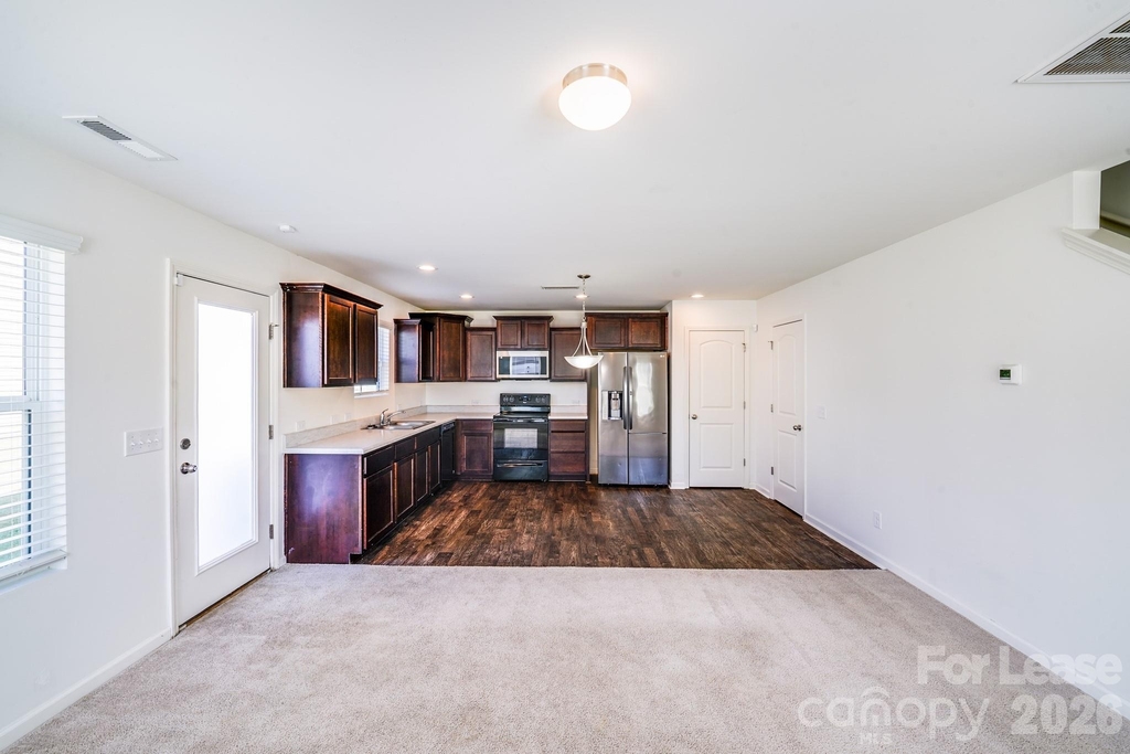 12915 Hill Pine Road - Photo 11
