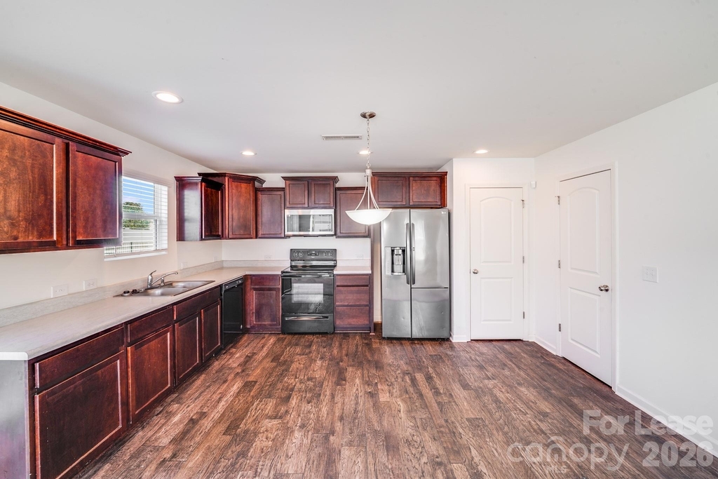 12915 Hill Pine Road - Photo 6