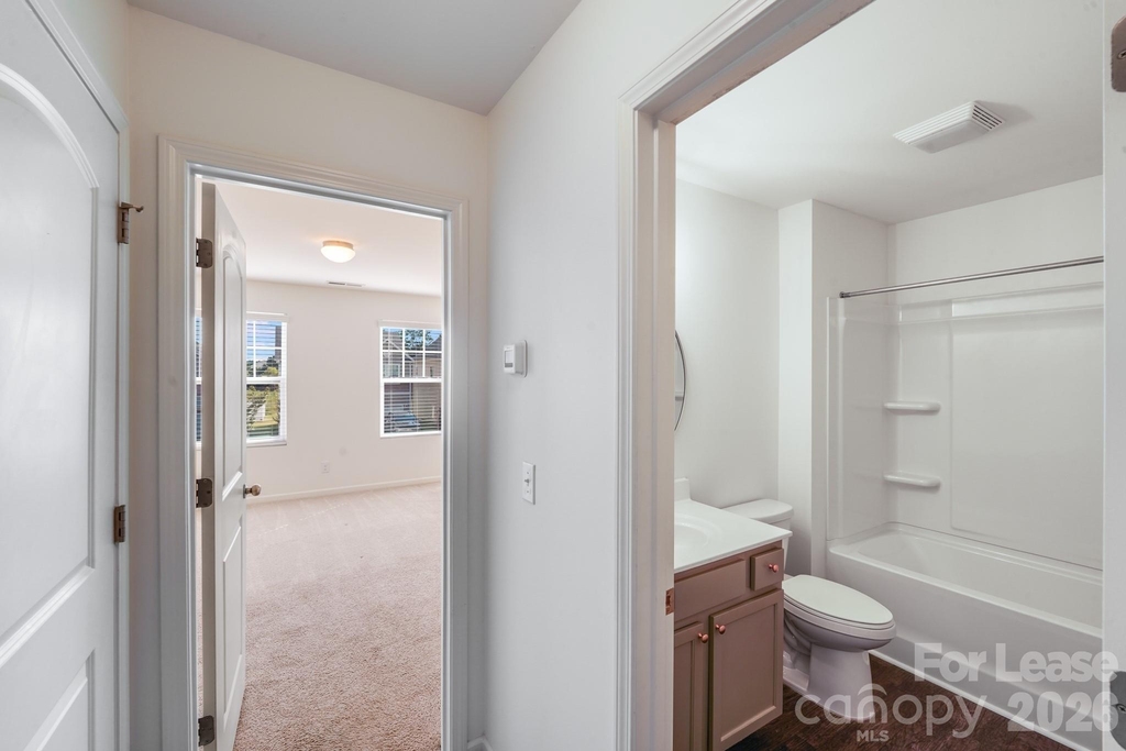 12915 Hill Pine Road - Photo 16