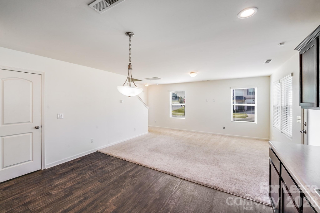 12915 Hill Pine Road - Photo 4