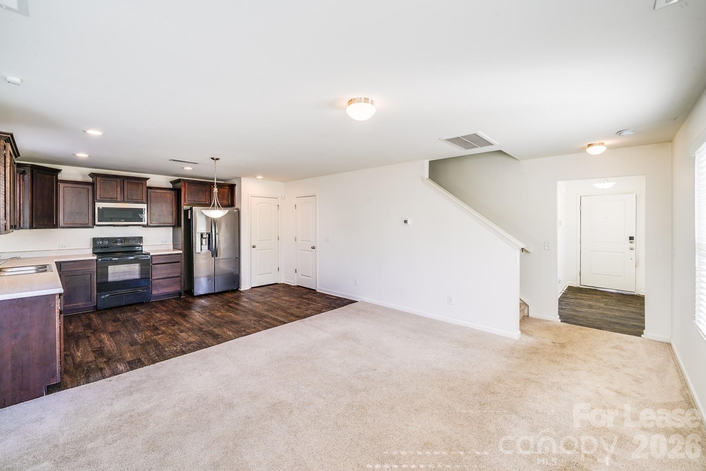 12915 Hill Pine Road - Photo 10