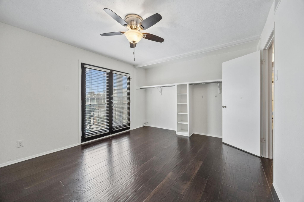 5916 Sandhurst Lane - Photo 19